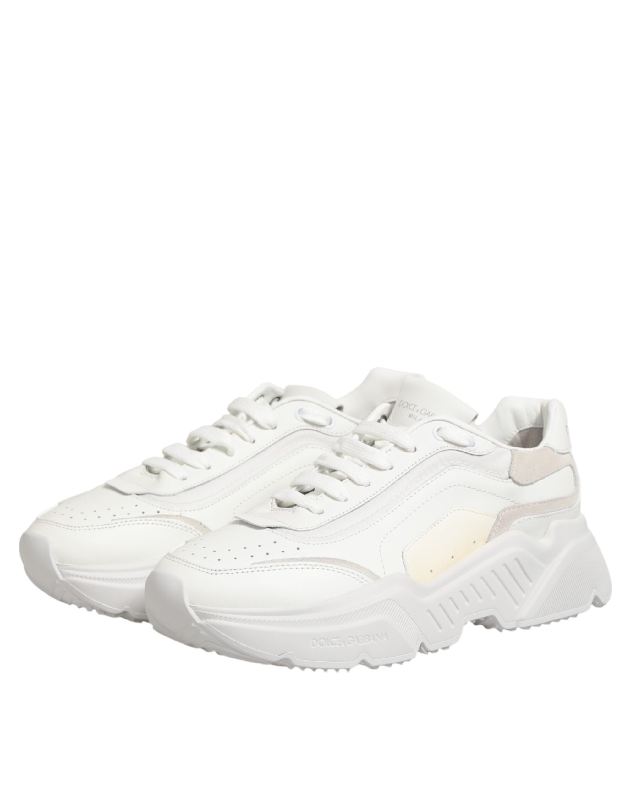 Chaussures Dolce & Gabbana Daymaster en cuir blanc, baskets basses élégantes pour homme, vue de face.