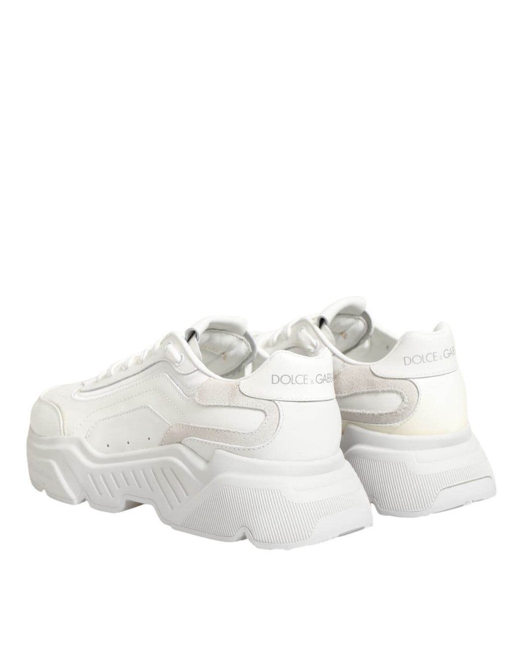 Chaussures sneakers basses en cuir blanc Dolce & Gabbana Daymaster, vue détaillée de la semelle et du design élégant