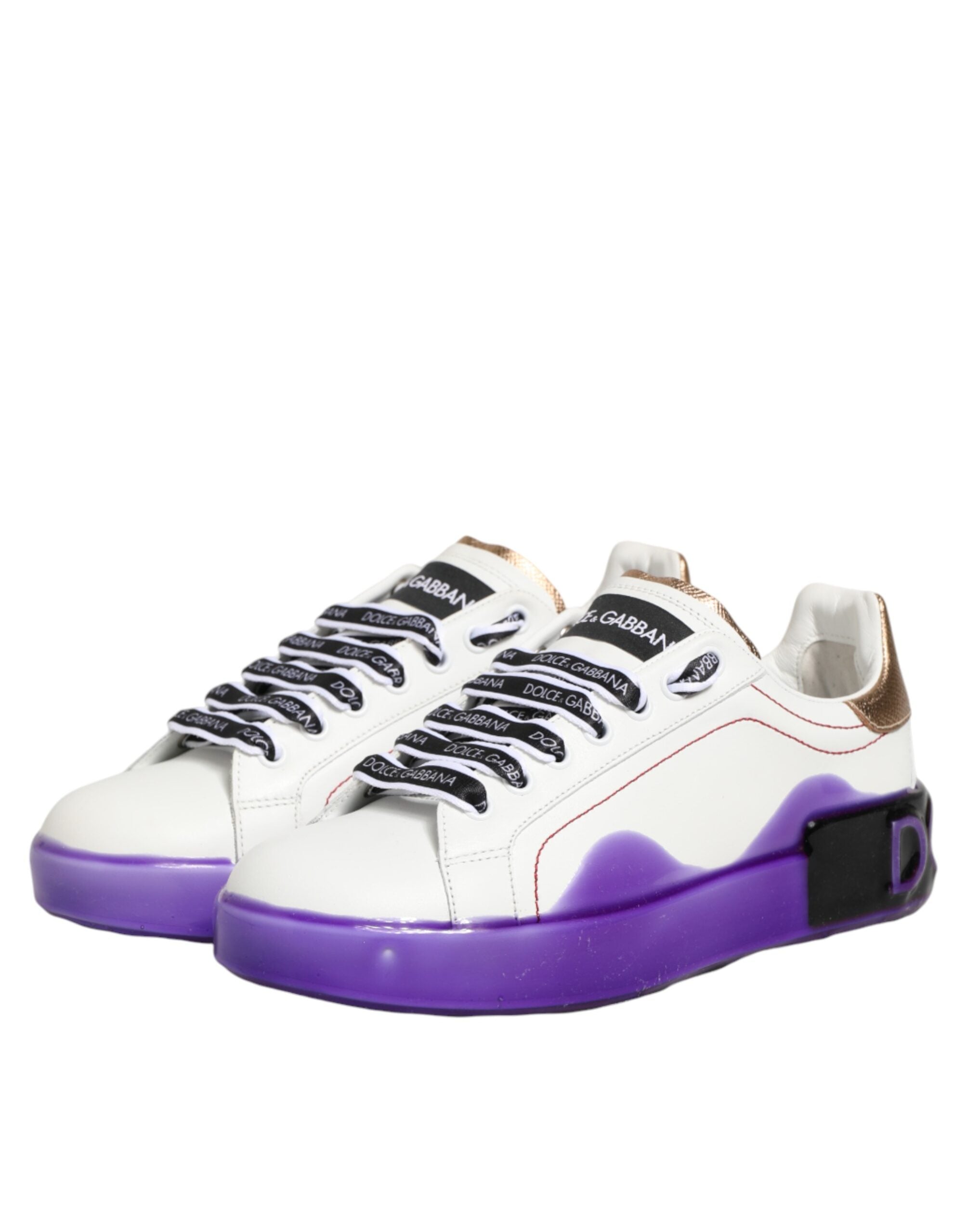 Chaussures basses en cuir blanc et violet Dolce & Gabbana pour hommes, sneakers élégants et confortables.