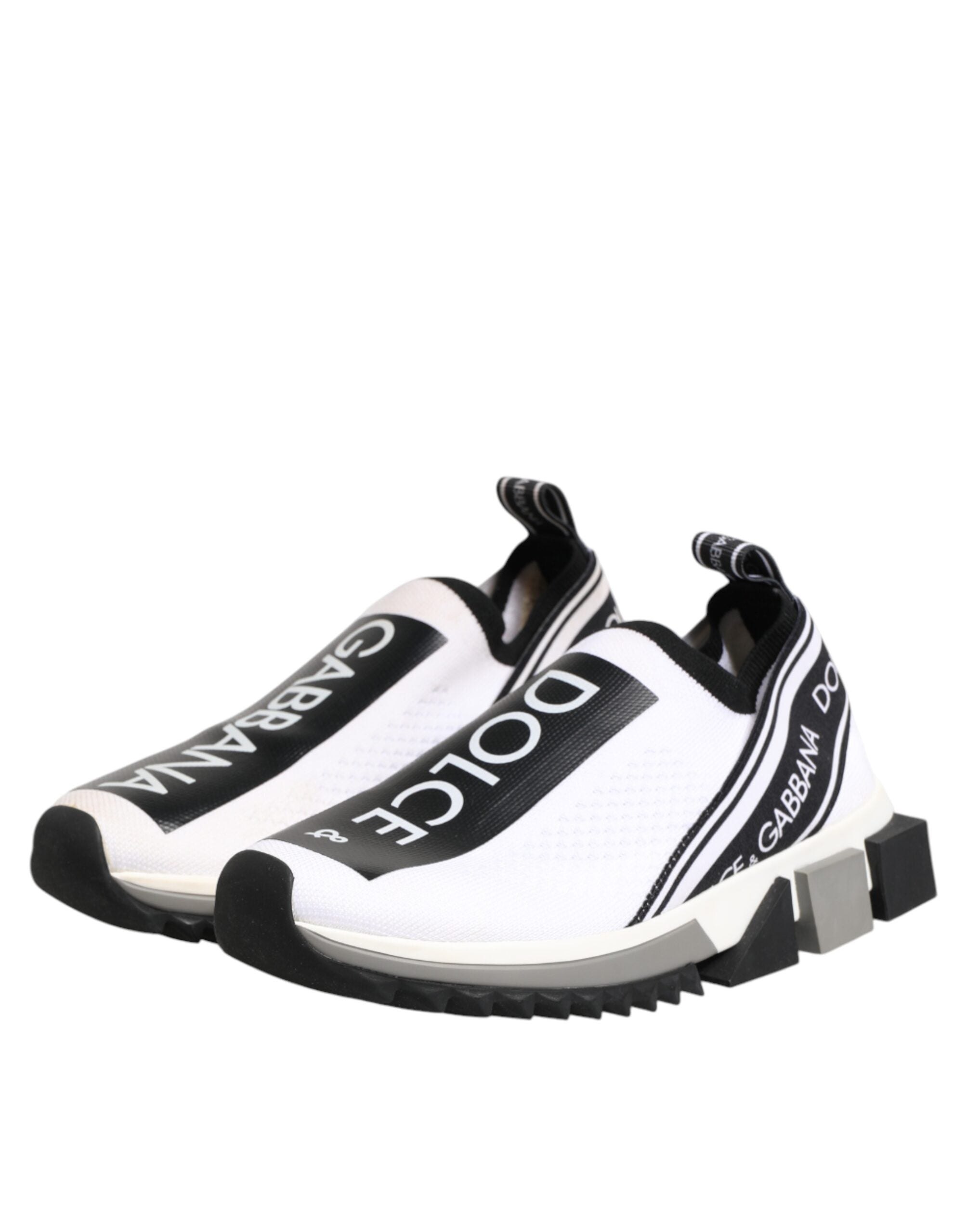 Sneakers basses blanches Dolce & Gabbana Logo Sorrento, chaussures de sport élégantes avec design minimaliste et logo visible.