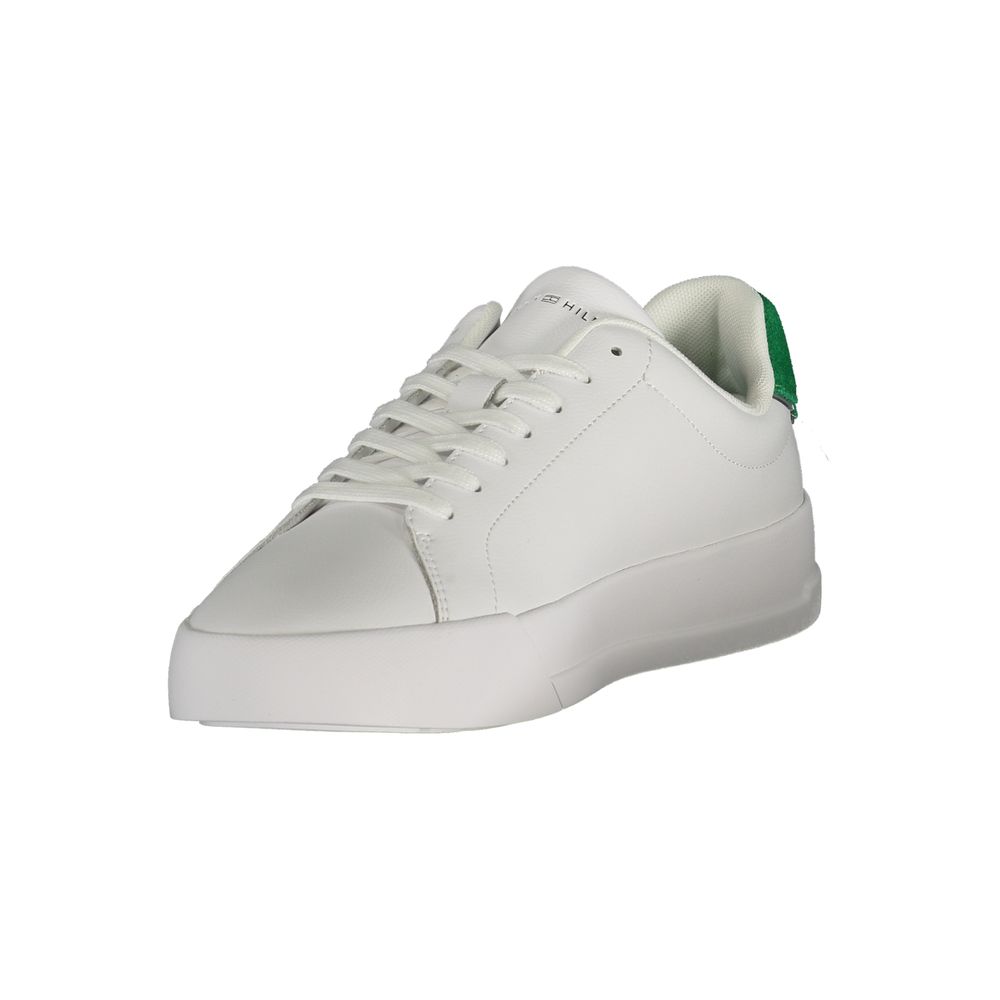 Sneakers blanches en polyuréthane pour homme de la marque Tommy Hilfiger, vue de face.