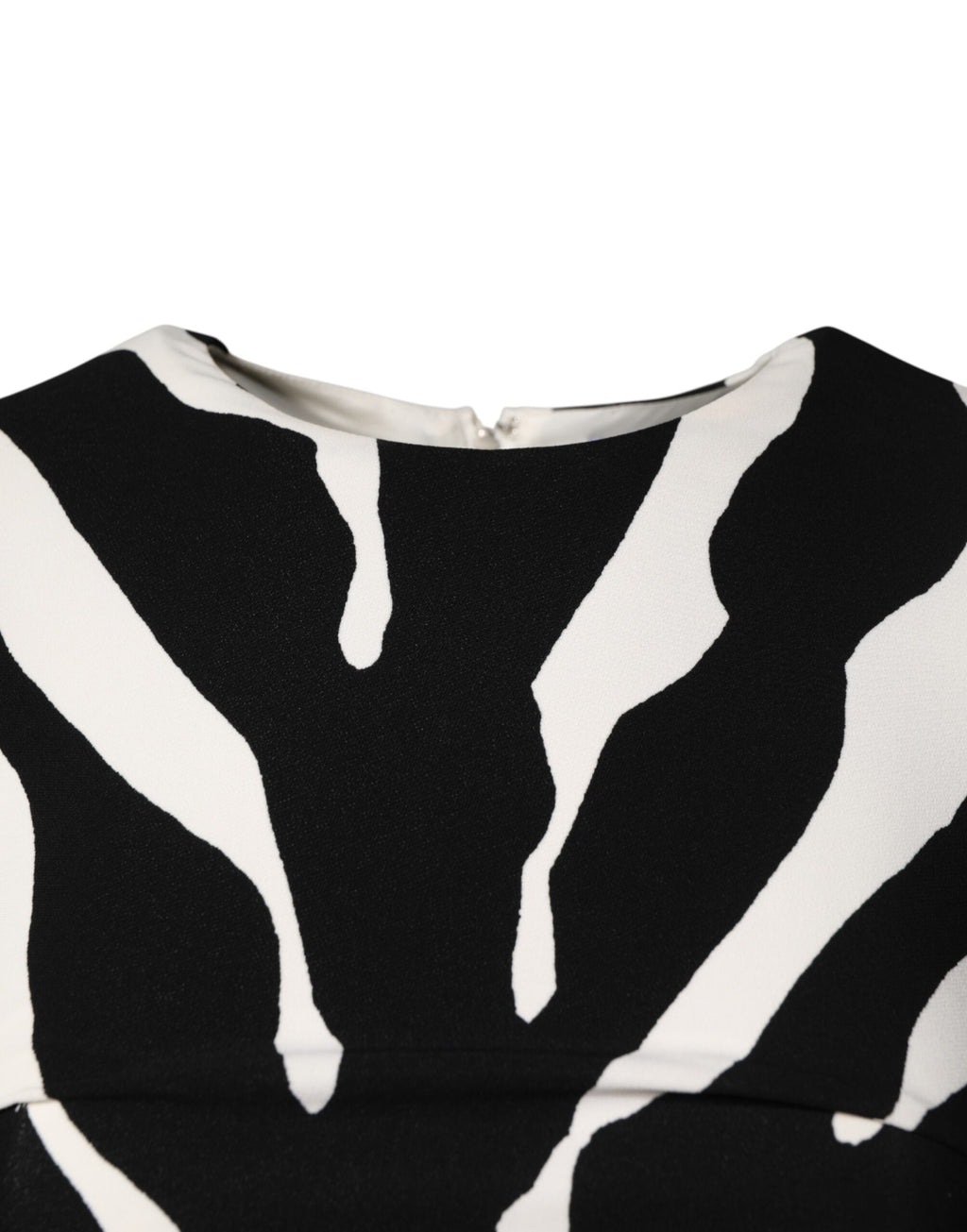 Robe midi droite Dolce & Gabbana en viscose noire et blanche avec motif zèbre, style élégant et tendance.