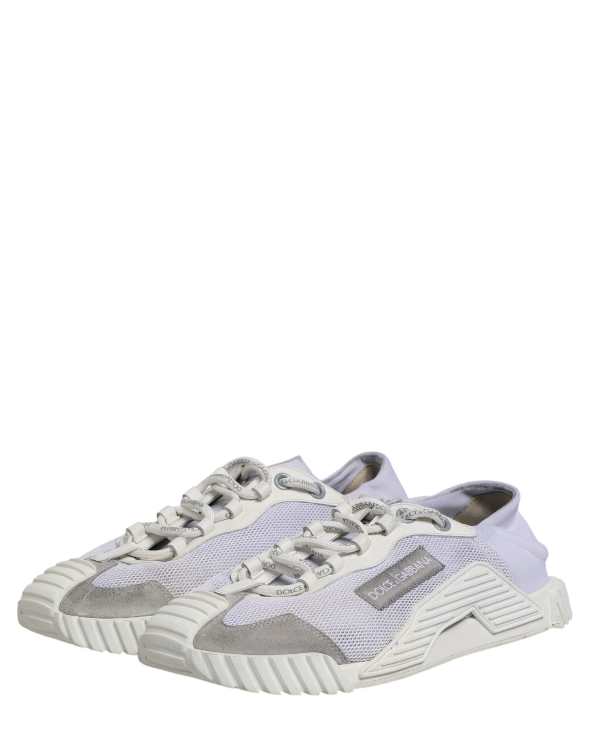 Chaussures sneakers basses blanches Dolce & Gabbana en dentelle pour homme, lacets, style décontracté et élégant.
