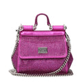 Sac à main en satin rose Dolce & Gabbana, élégant et sophistiqué, avec détails raffinés visibles sur l'image.