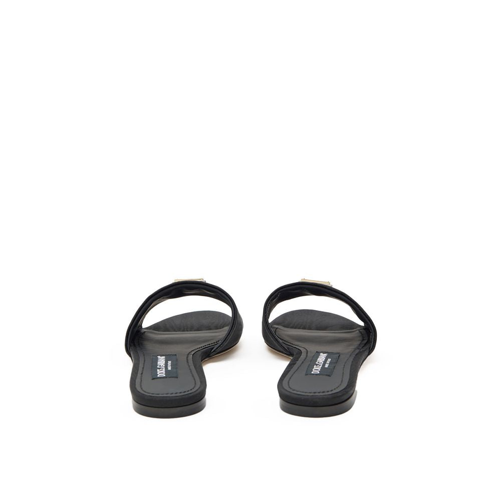 Pantoufles en polyester noir de Dolce & Gabbana, style élégant et confortable pour femmes.