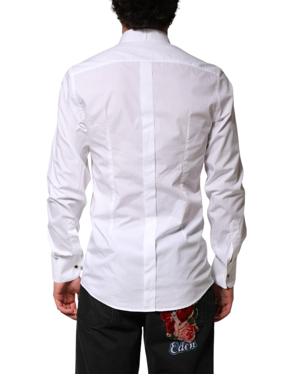 Chemise formelle blanche à manches longues Dolce & Gabbana avec détails dorés.
