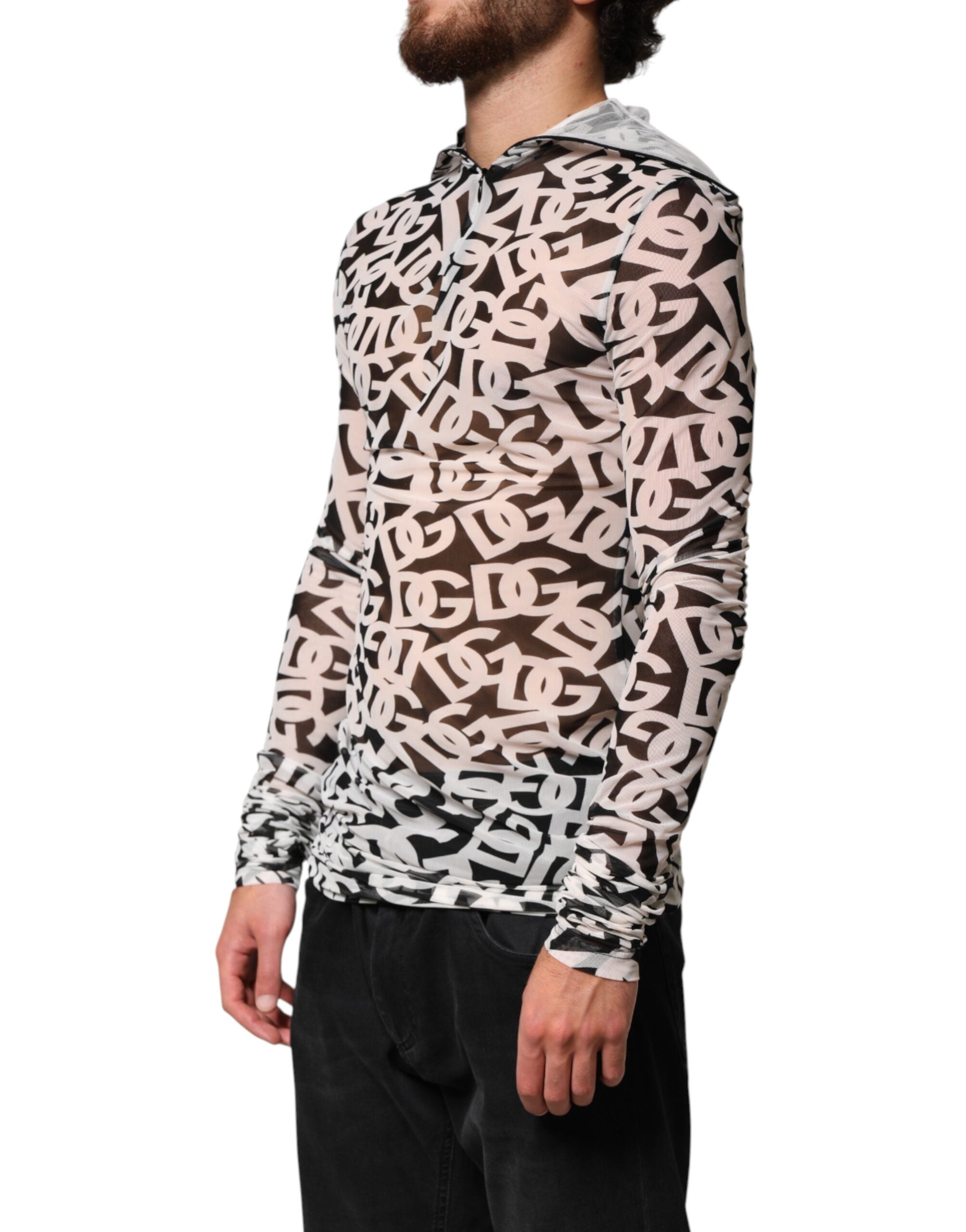 Pull à col roulé blanc Dolce & Gabbana avec logo DG longues manches visible sur l'image.