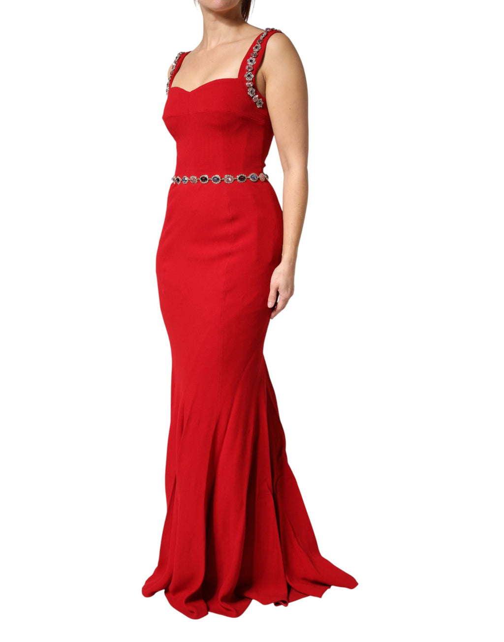 Robe sirène rouge Dolce & Gabbana ornée de broderies et embellissements, élégante robe de soirée en tissu brillant.