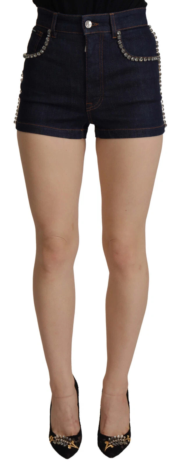 Shorts en denim bleu Dolce & Gabbana avec stretch, détails en cristal, style hot pants, vue de face.