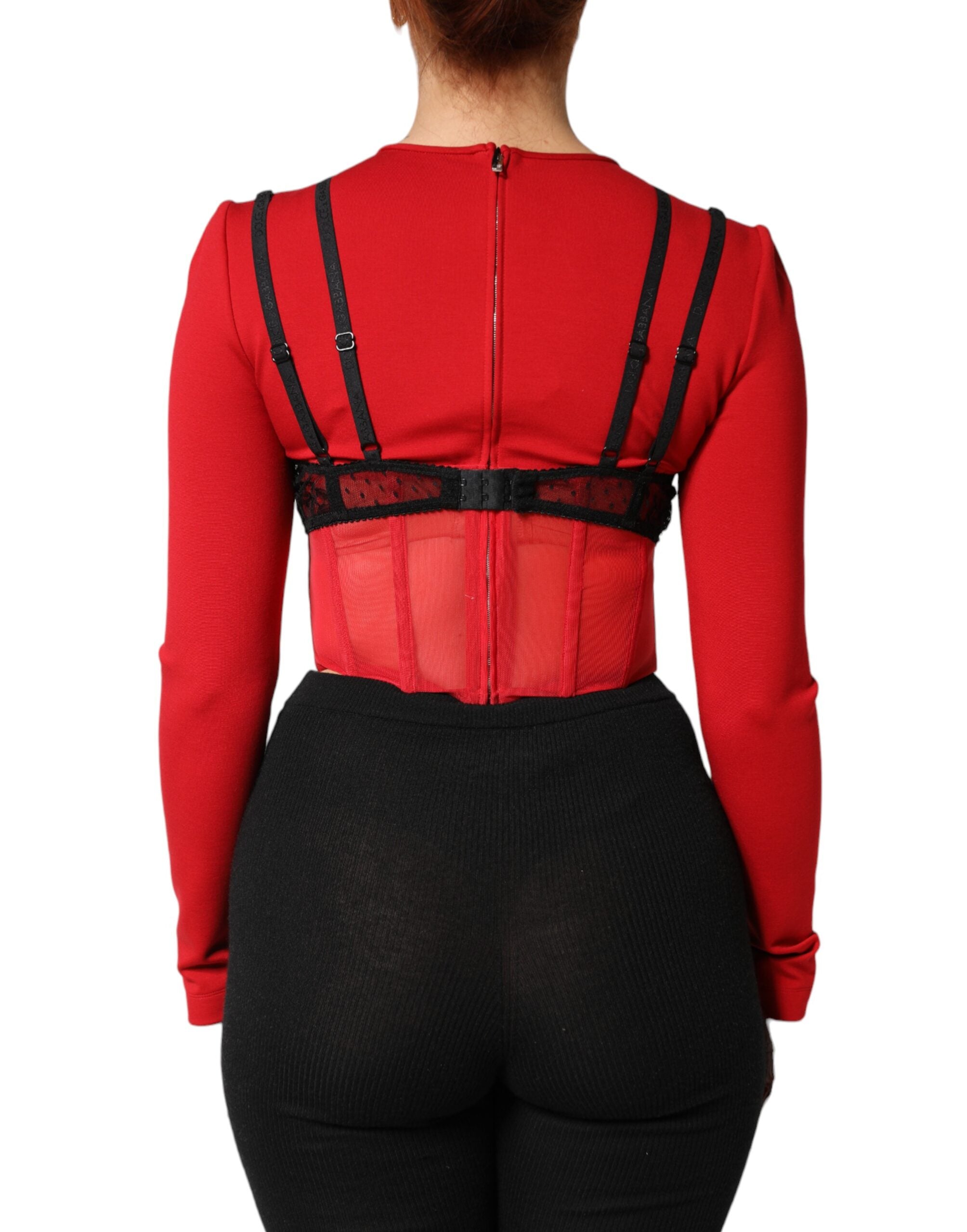 Haut court en nylon rouge et noir de style bralette de Dolce & Gabbana, avec détail élégant et coupe ajustée.