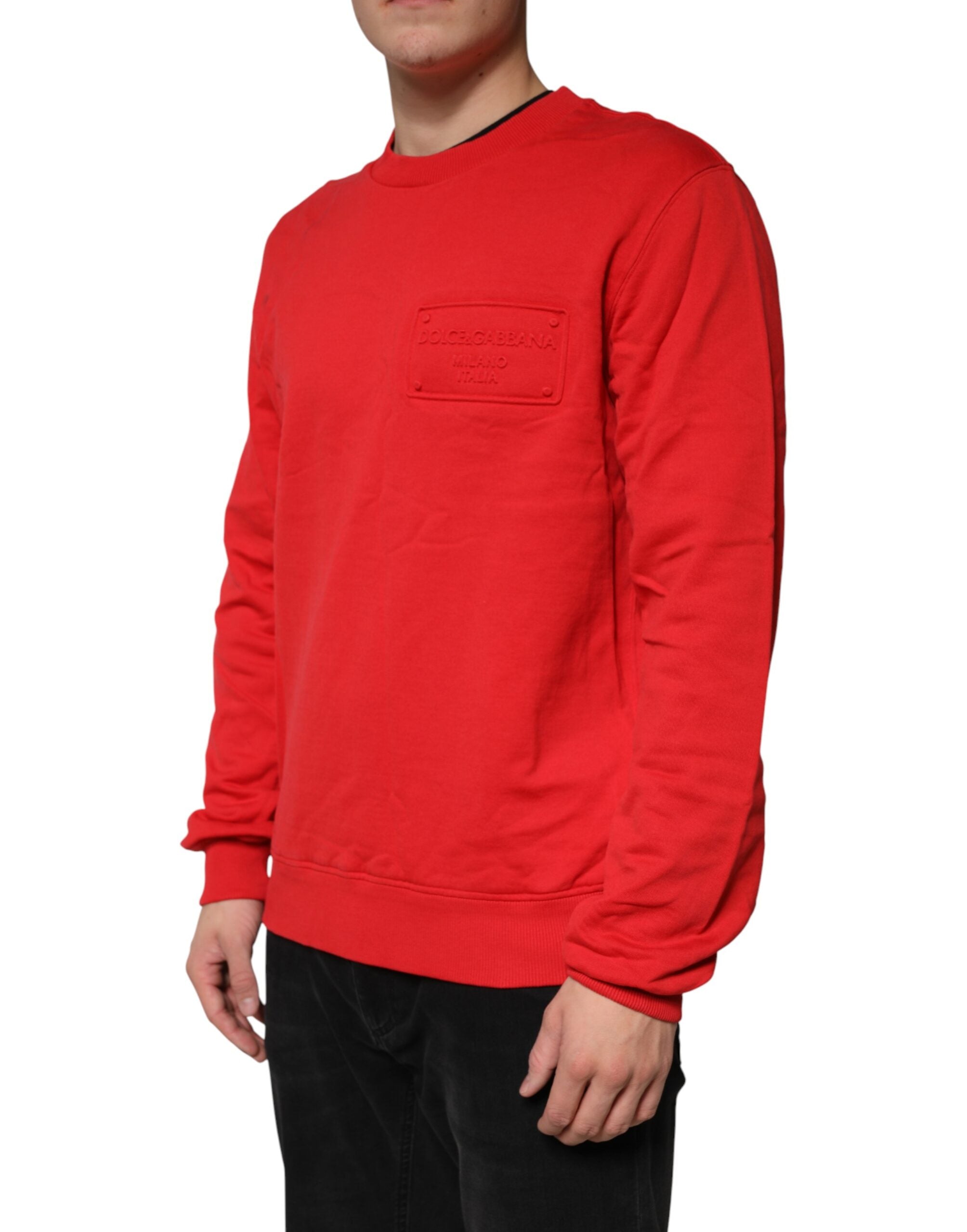 Sweat-shirt à logo rouge Dolce & Gabbana en coton avec col rond, vue de face, détail du design et du logo sur la poitrine.