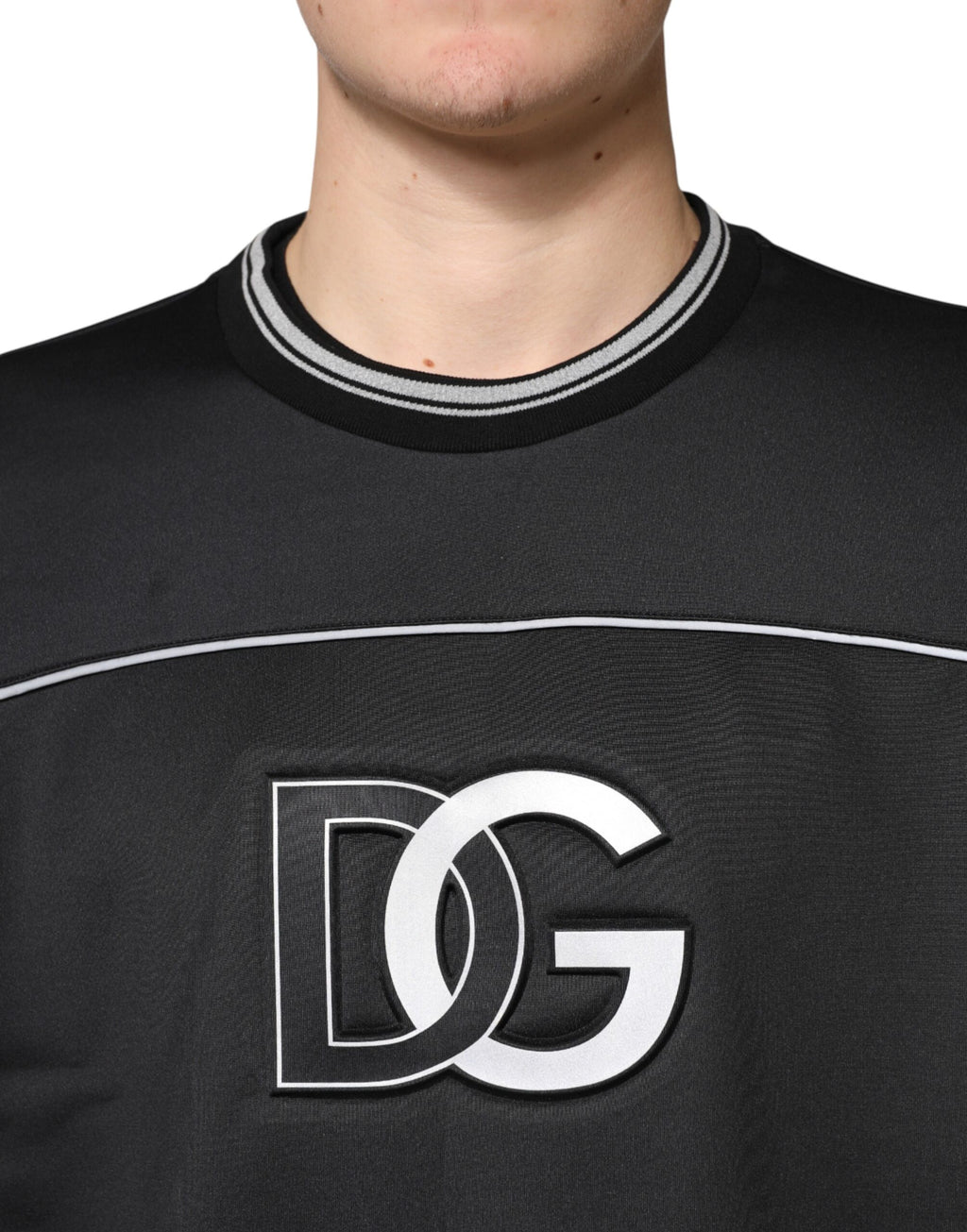 Sweat-shirt noir Dolce & Gabbana avec logo DG à col rond, coton, décontracté et confortable.