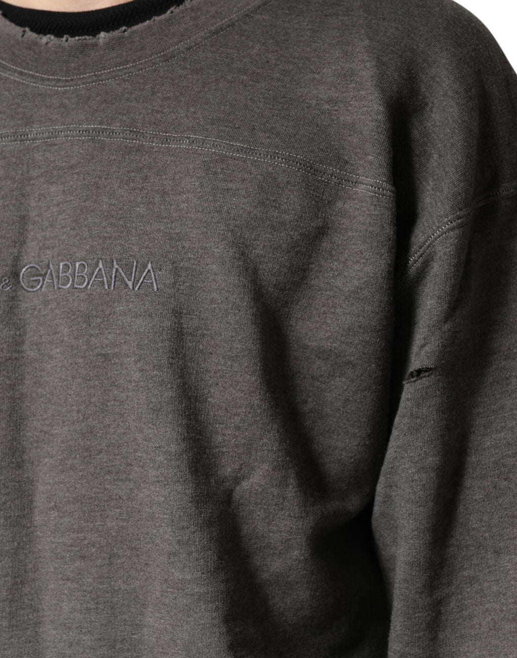 Sweatshirt homme Dolce & Gabbana en coton gris avec col rond, style décontracté et confortable.