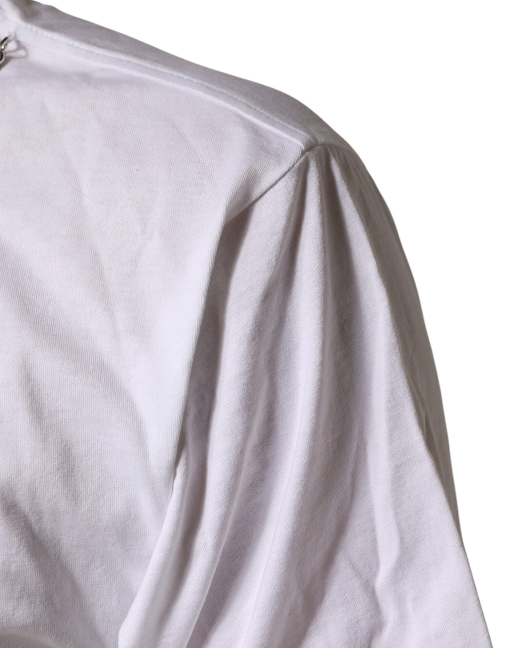 T-shirt blanc en coton Dolce & Gabbana avec collier orné de détails élégants, vue de face avec col rond.