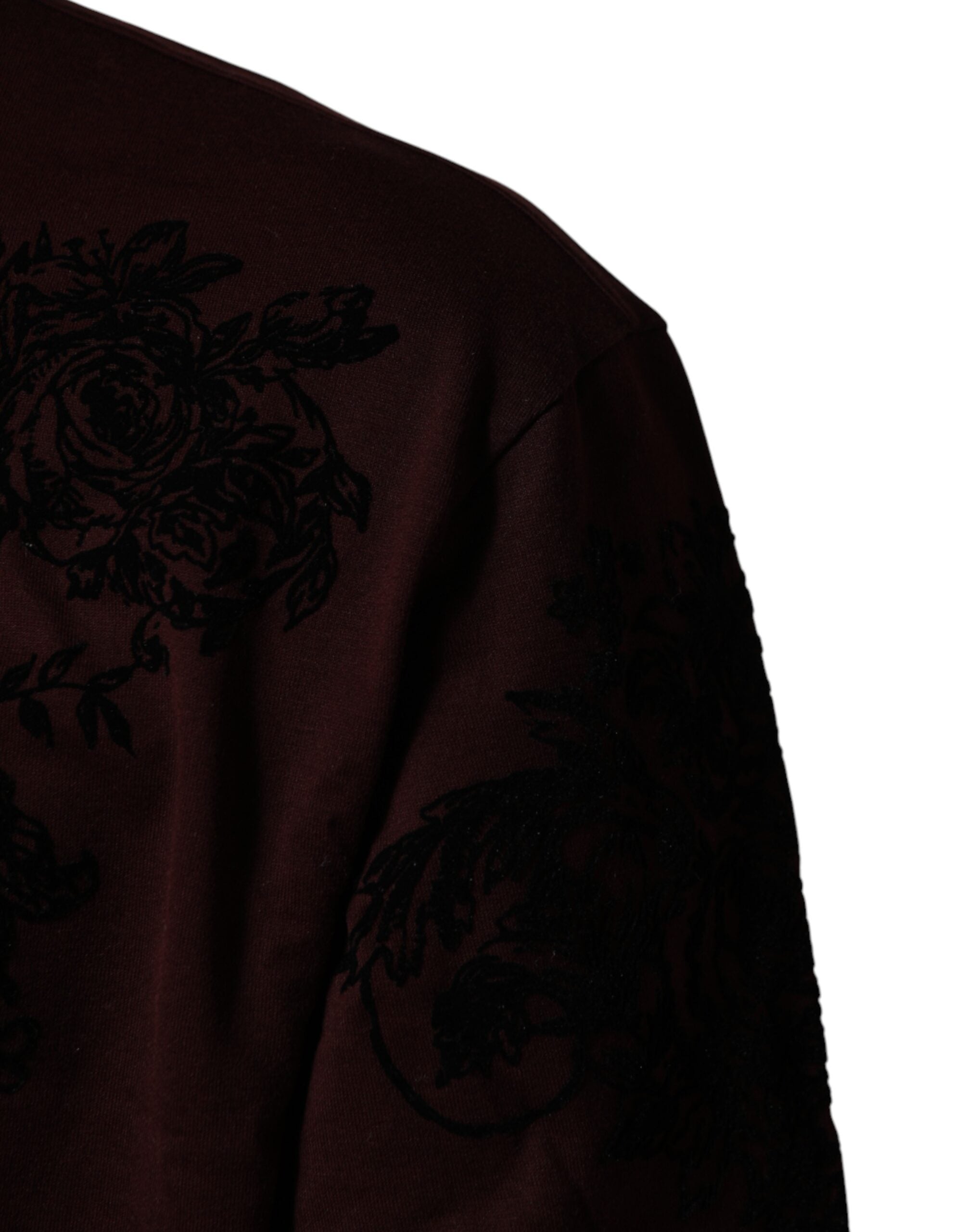 T-shirt homme Dolce & Gabbana en bordeaux avec motif floral DG Crown, col ras du cou, style décontracté.