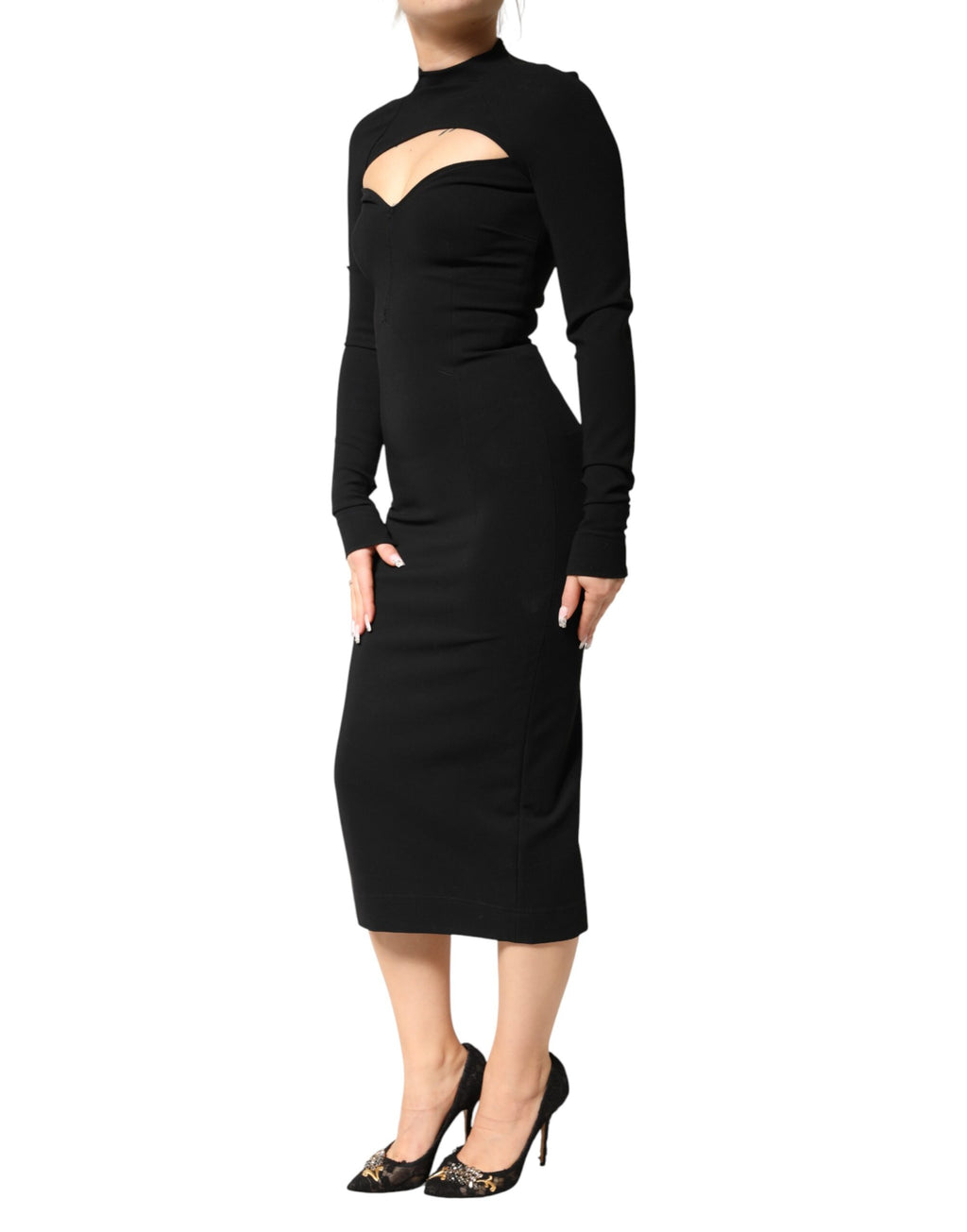Robe noire en viscose Dolce & Gabbana, robe moulante mi-longue, coupe bodycon avec décolleté élégante et détails sophistiqués.