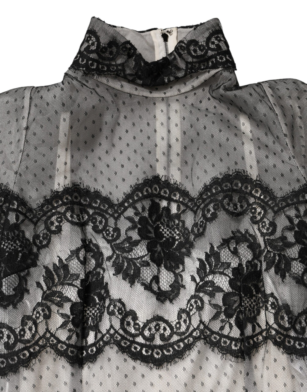 Robe longue Dolce & Gabbana en dentelle noire et blanche, mélange de soie, coupe ajustée maxi.