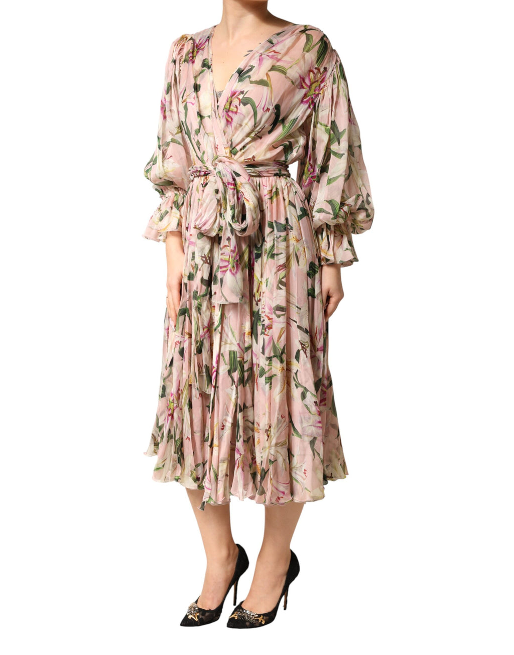 Robe longue plissée rose à imprimé lys de Dolce & Gabbana, robe maxi élégante avec coupe en ligne A.