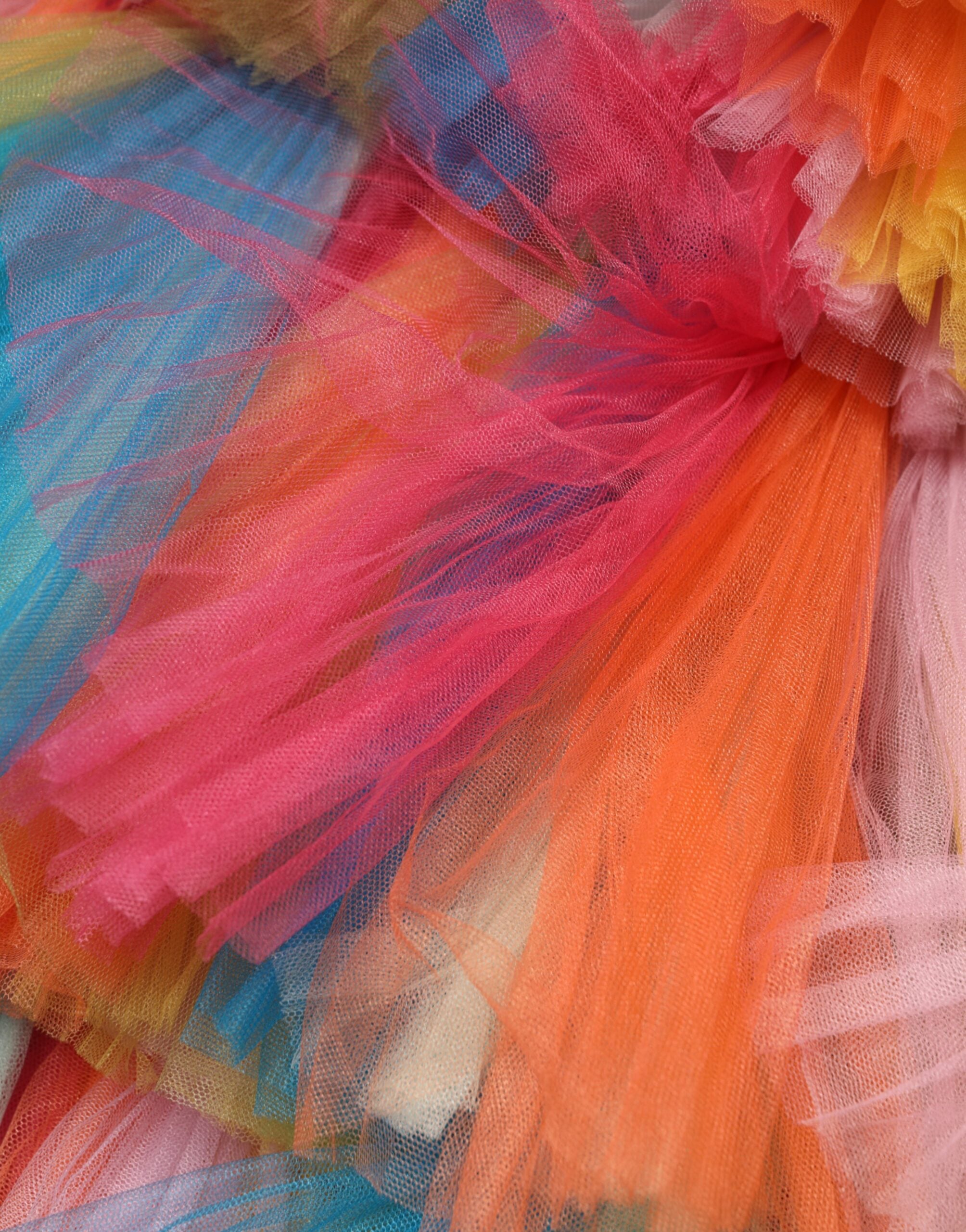 Robe midi en nylon multicolore et tulle à plusieurs couches de Dolce & Gabbana, élégante et fluide.