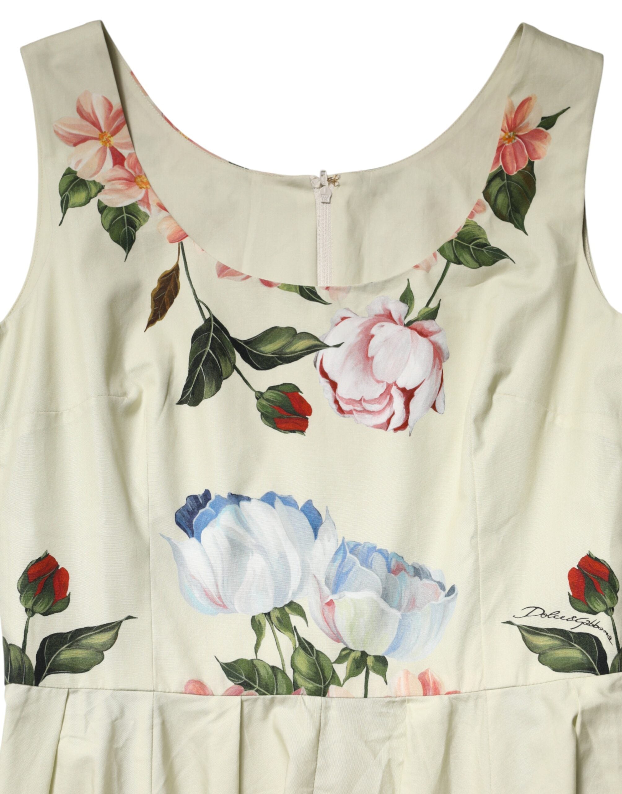 Robe beige sans manches à fleurs de style A-line de Dolce & Gabbana, élégante et sophistiquée, avec motif floral délicat.
