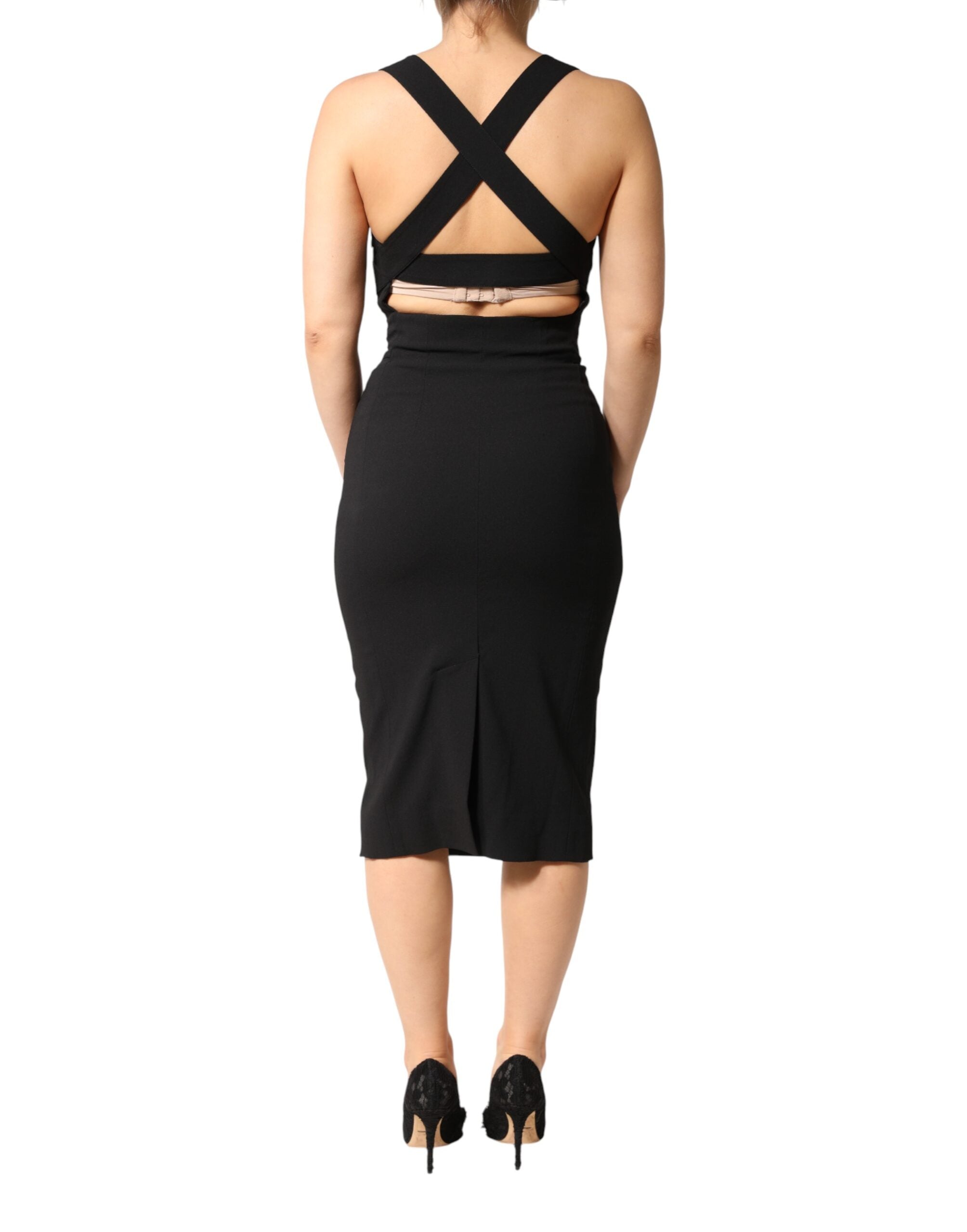 Robe midi sans manches de Dolce & Gabbana, col carré noir, élégante et sophistiquée, vue de face sur fond neutre.