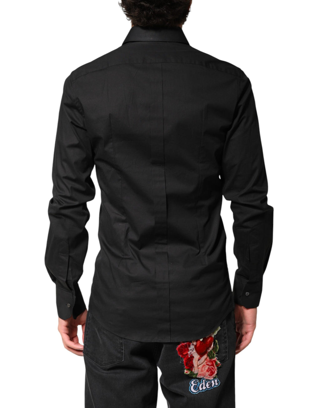 Chemise homme Dolce & Gabbana en coton noir avec détails dorés, costume formel élégant et sophistiqué.