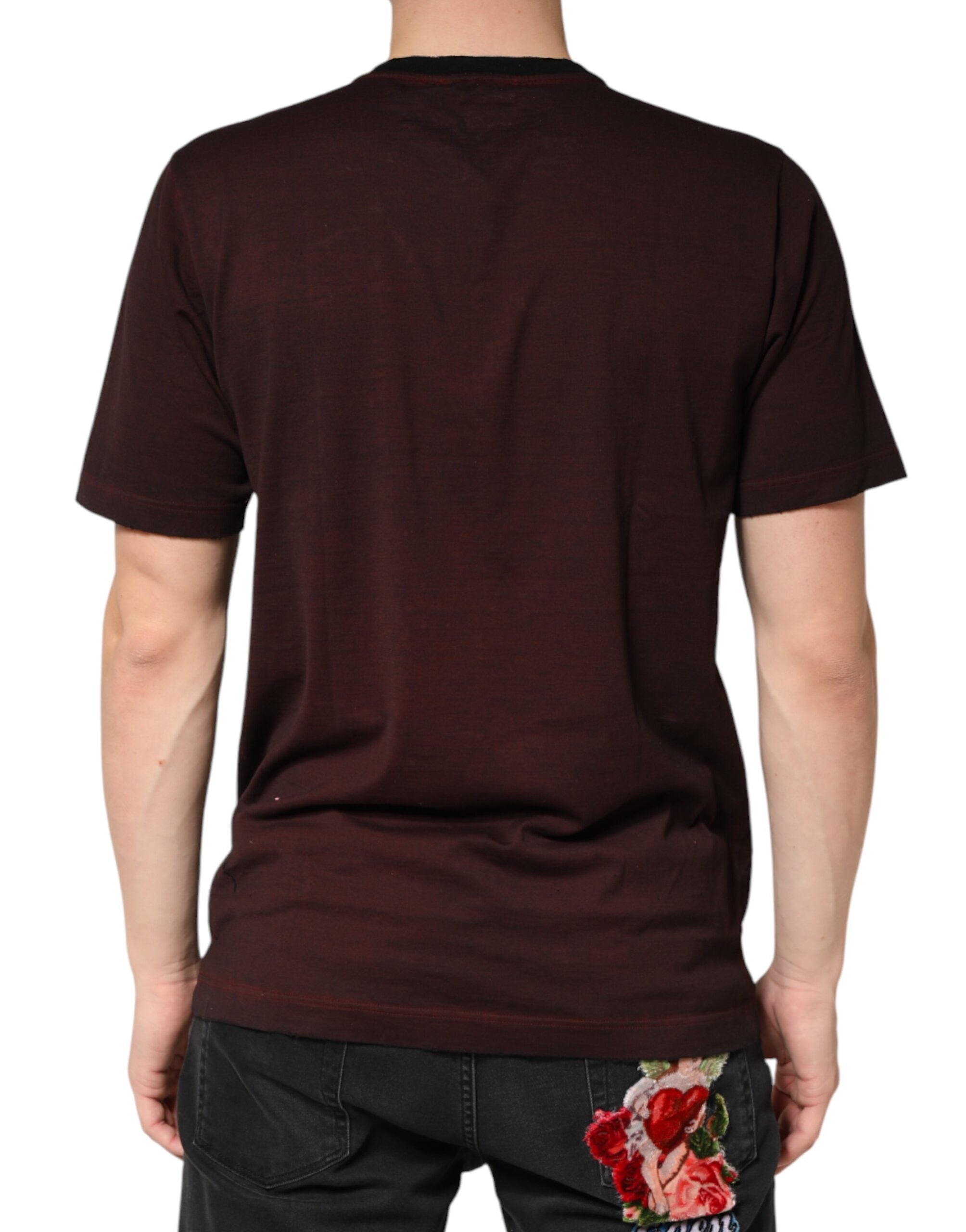 T-shirt homme Dolce & Gabbana en coton marron avec logo DG et col rond, style décontracté et élégance sophistiquée.