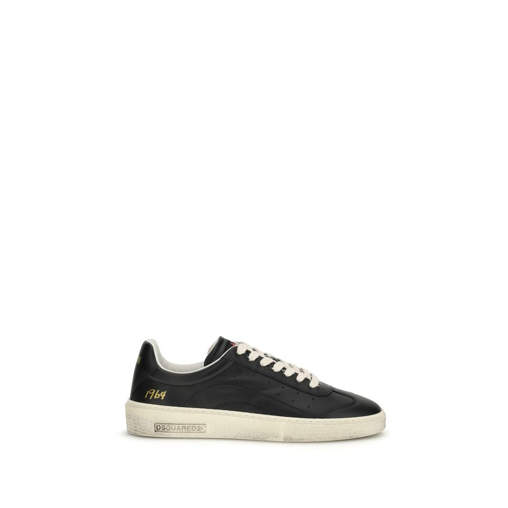 Chaussures basses en cuir de veau noir Dsquared² Bos Taurus, sneakers décontractés pour homme avec semelle blanche.