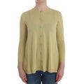 Cardigan en soie bicolore Dolce & Gabbana porté, détail élégant avec manches longues et finition raffinée.