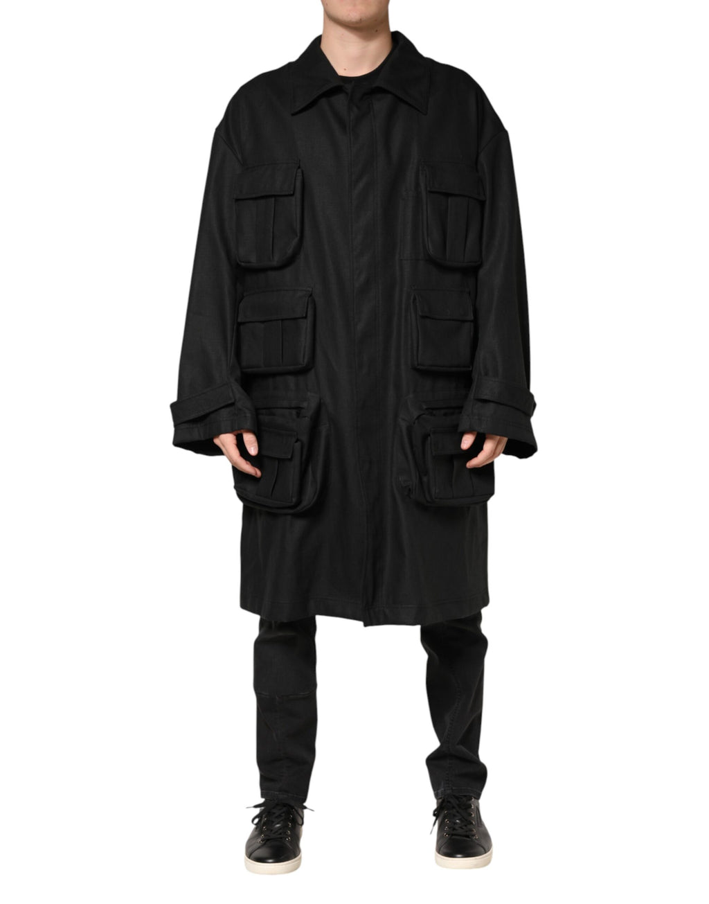 Manteau trench noir Dolce & Gabbana avec poches, col classique, coupe élégante, en tissu léger.
