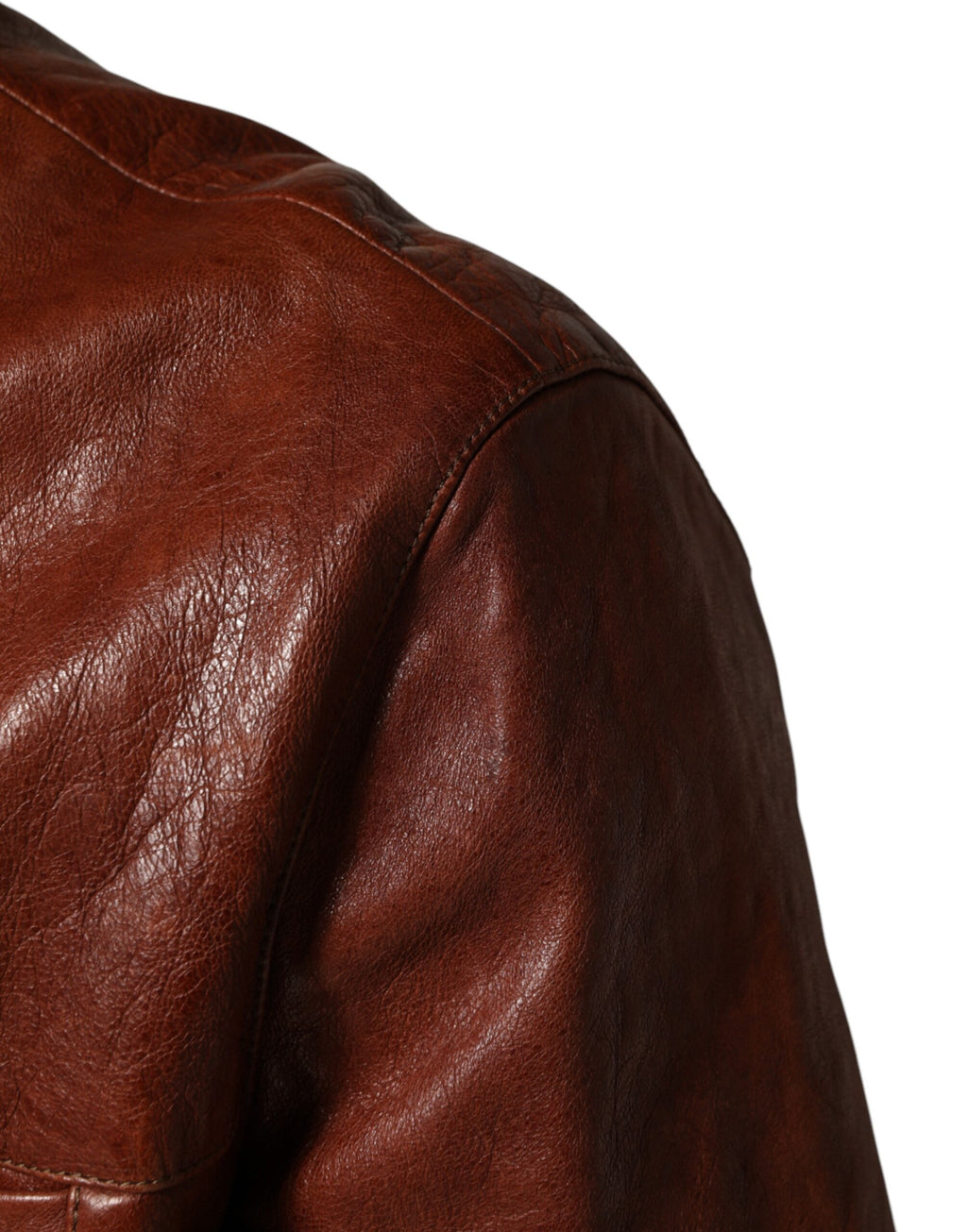 Veste motard pour homme en cuir marron de Dolce & Gabbana avec boutons, style élégant et ajusté.