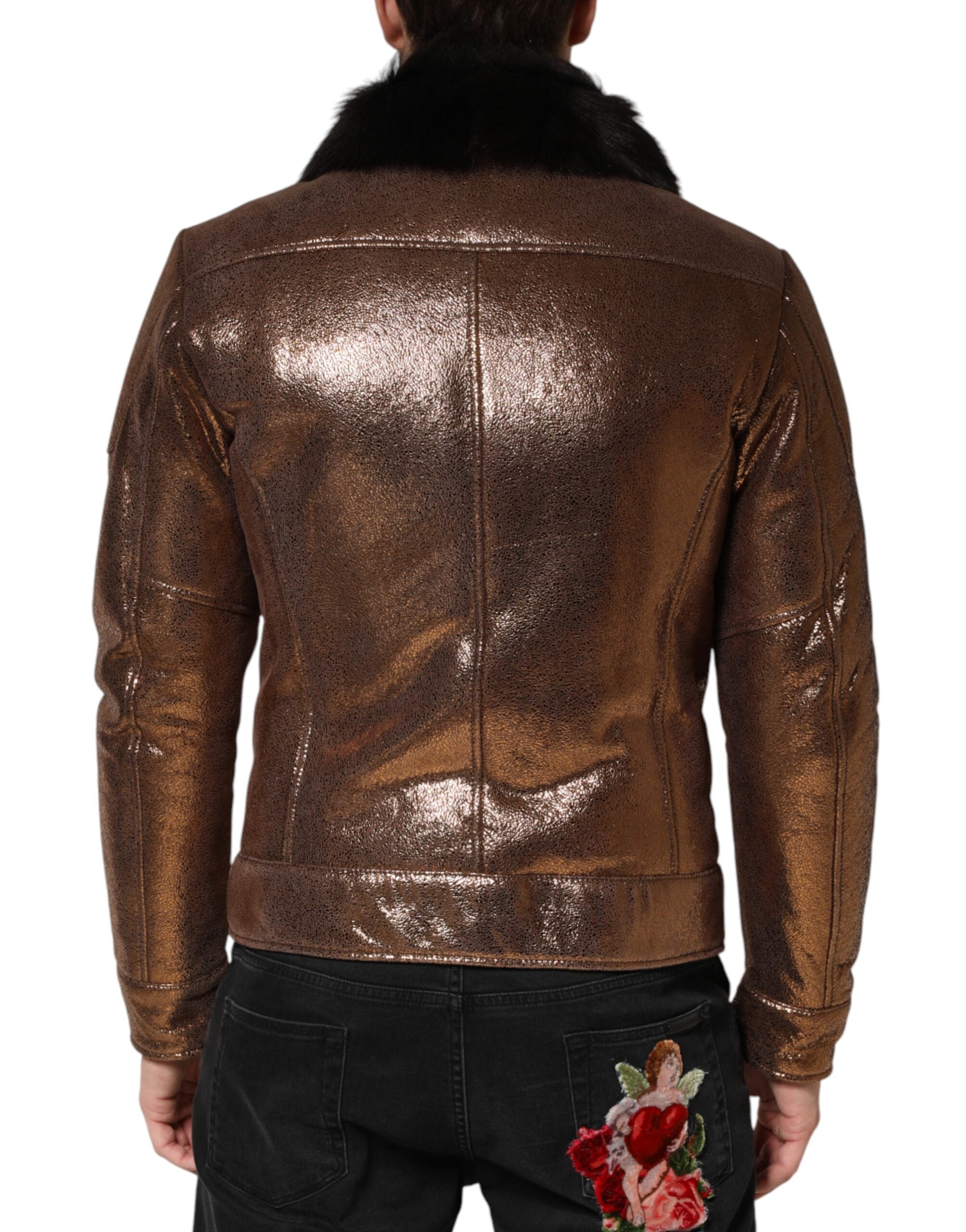 Veste en cuir bronze Dolce & Gabbana pour homme avec fourrure, coupe biker, fermeture éclair complète, style élégant et moderne.