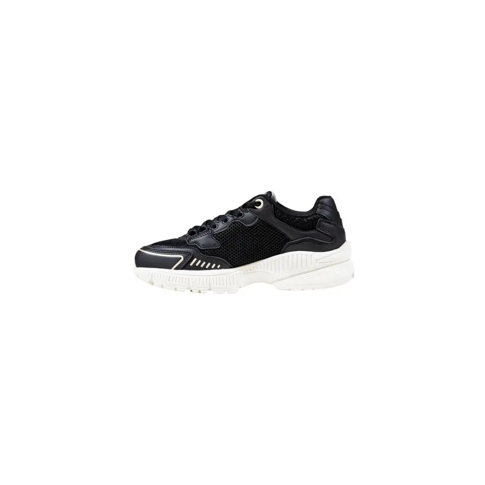 Sneakers athlétiques armani exchange bicolor en polyester avec tige en mesh noire et blanche et semelle en caoutchouc texturée