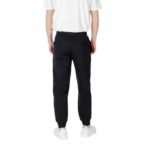 Ar: pantalon de jogging noir armani exchange en coton avec coupe décontractée et poignets élastiques pour entraînement