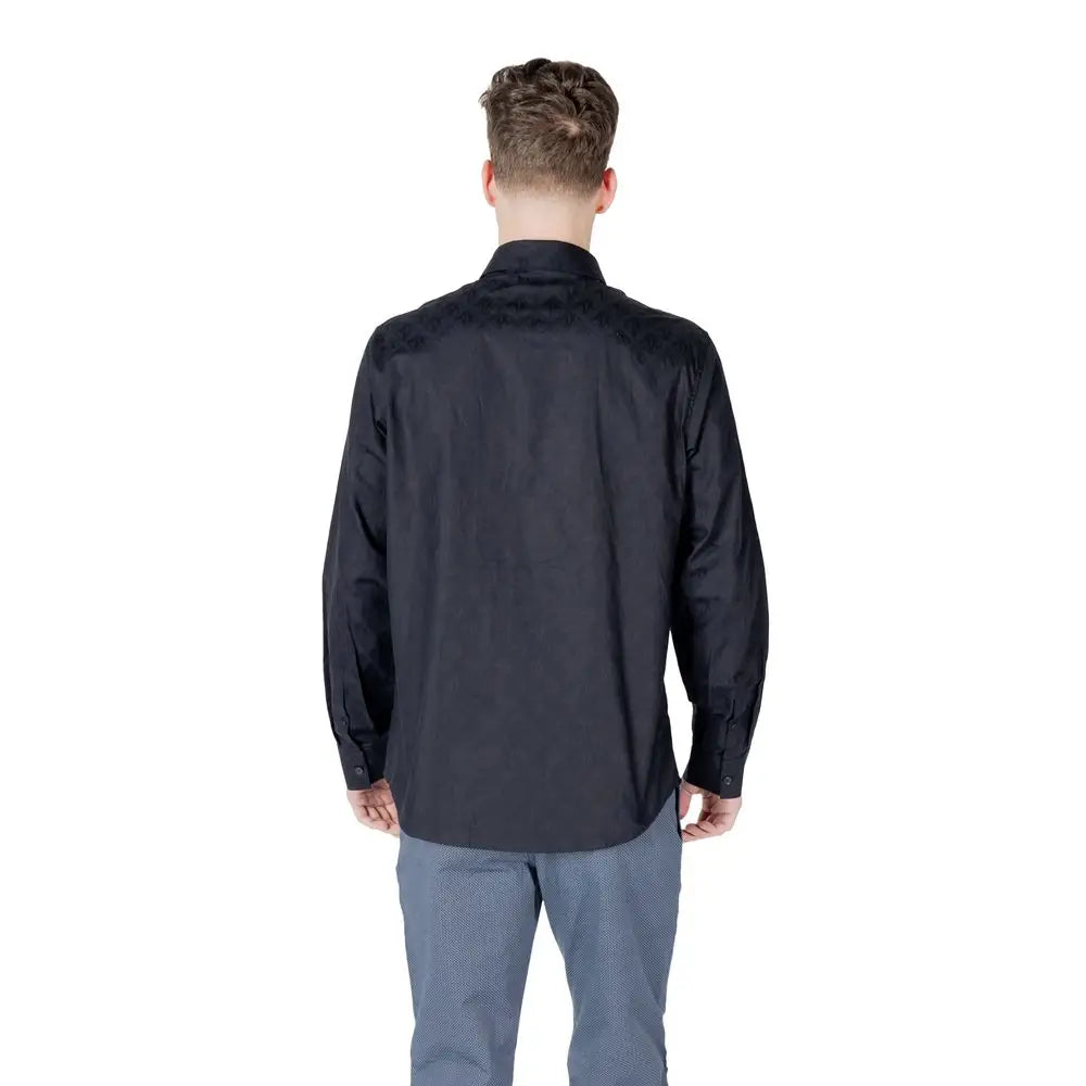 Chemise noire à manches longues en coton armani exchange avec col classique et tissu bien repassé