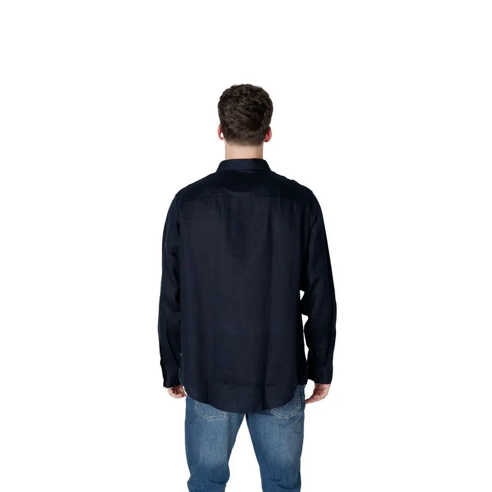 Chemise habillée en lin bleu armani exchange à manches longues avec col classique et coutures soignées
