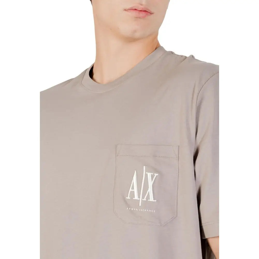 T-shirt gris armani exchange en coton avec logo blanc a x sur la poche poitrine sportswear marron