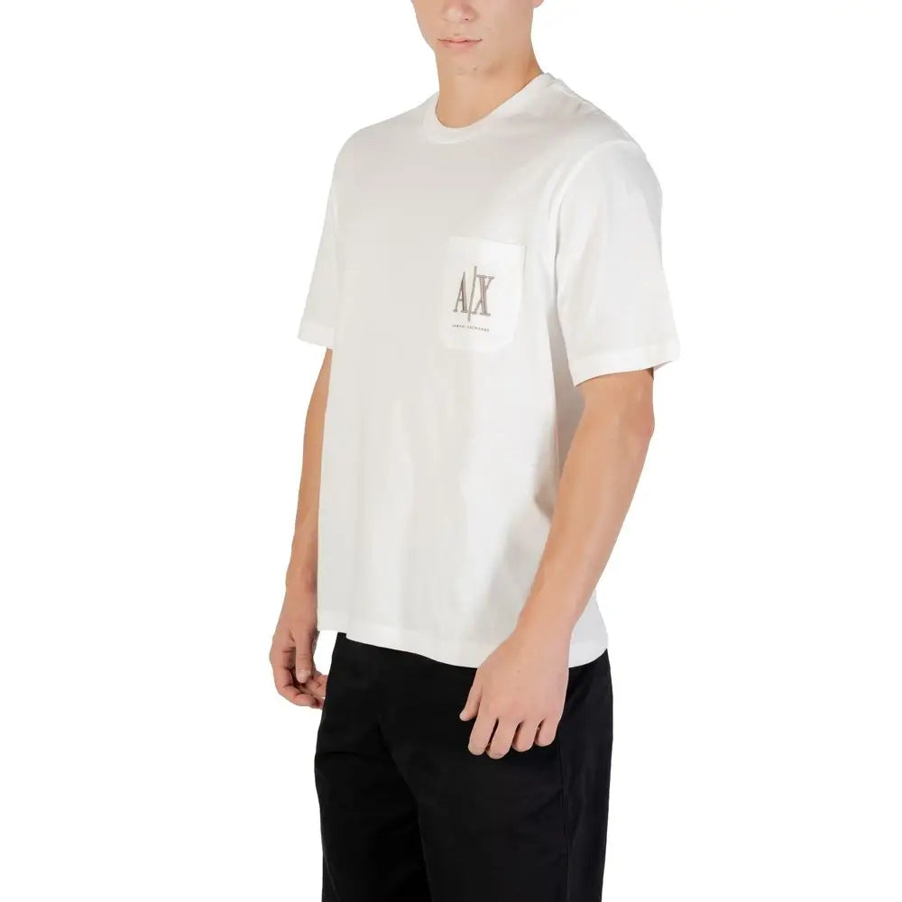 Armani exchange t-shirt en coton crème avec logo brodé discret sur la poche poitrine