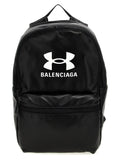 Sac à dos balenciaga bicolor en cuir dagneau noir avec finition brillante et logo blanc balenciaga x under armour visible