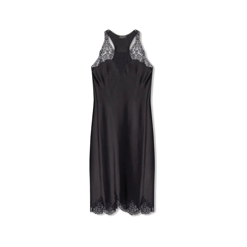 Robe décontractée balenciaga en acetate noire avec nuisette en satin noir et dentelle délicate au col et à l’ourlet