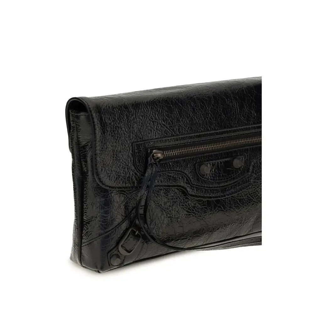 Balenciaga black lamb ovis aries clutch bag en cuir noir texturé avec fermeture éclair métallique