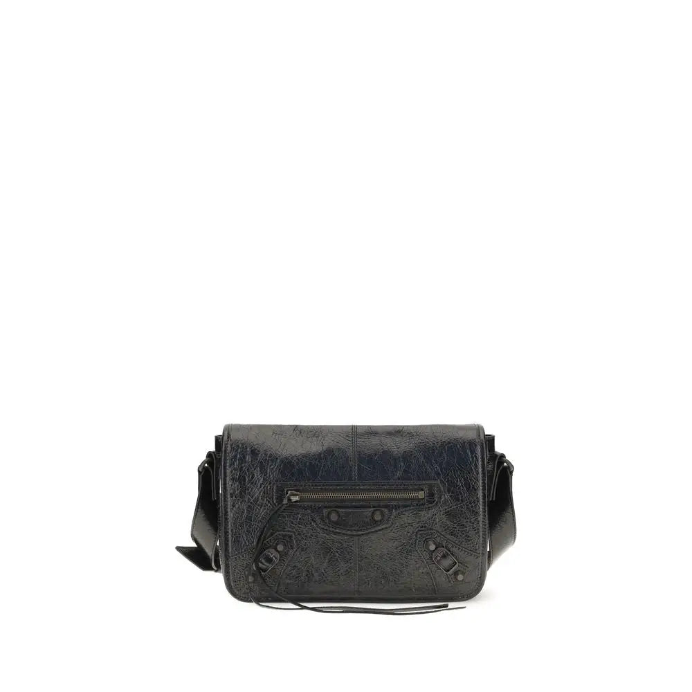 Balenciaga black lamb ovis aries shoulder bag en cuir texturé noir avec forme rectangulaire structurée et détails métalliques