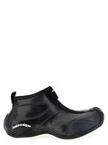 Chaussure balenciaga noire en polyester avec dessus en caoutchouc brillant design futuriste pour sport