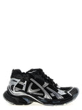 Sneakers balenciaga black polyethylene triple s noires et argent avec empeigne en mesh et semelle rubber épaisse