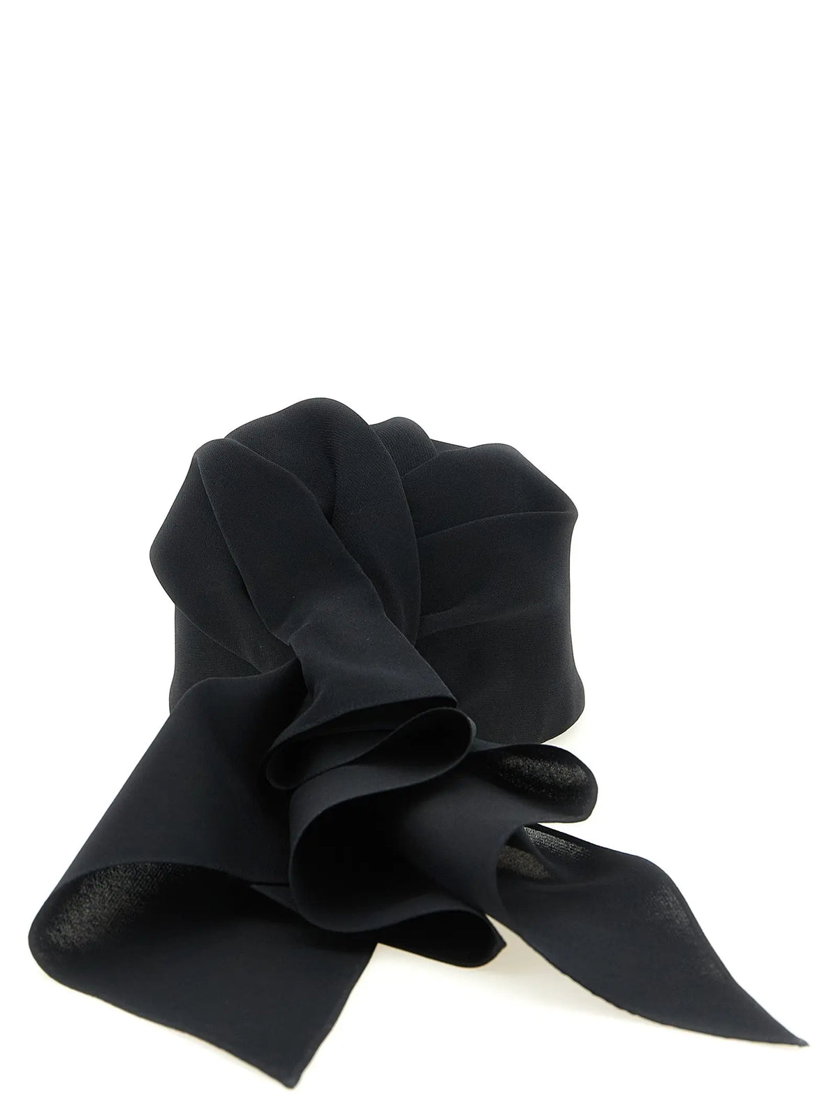 Ruban en satin noir noué en un nœud volumineux sur la casquette de baseball en soie noire balenciaga