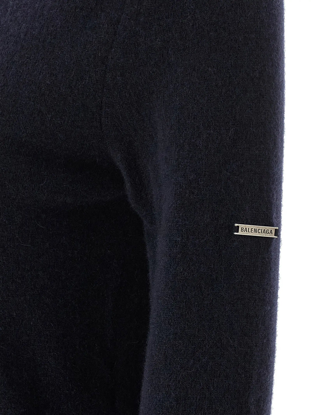 Cardigan balenciaga bleu en cachemire avec tricot texturé bleu marine et petite plaque métallique sur la couture côté