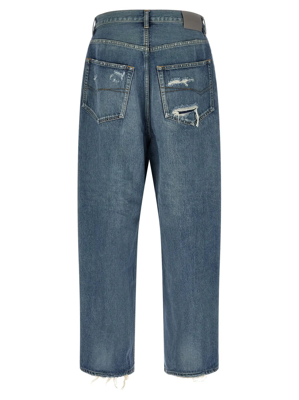 Vue arrière de jeans relax balenciaga en coton bleu avec poches arrière déchirées et ourlets effilochés