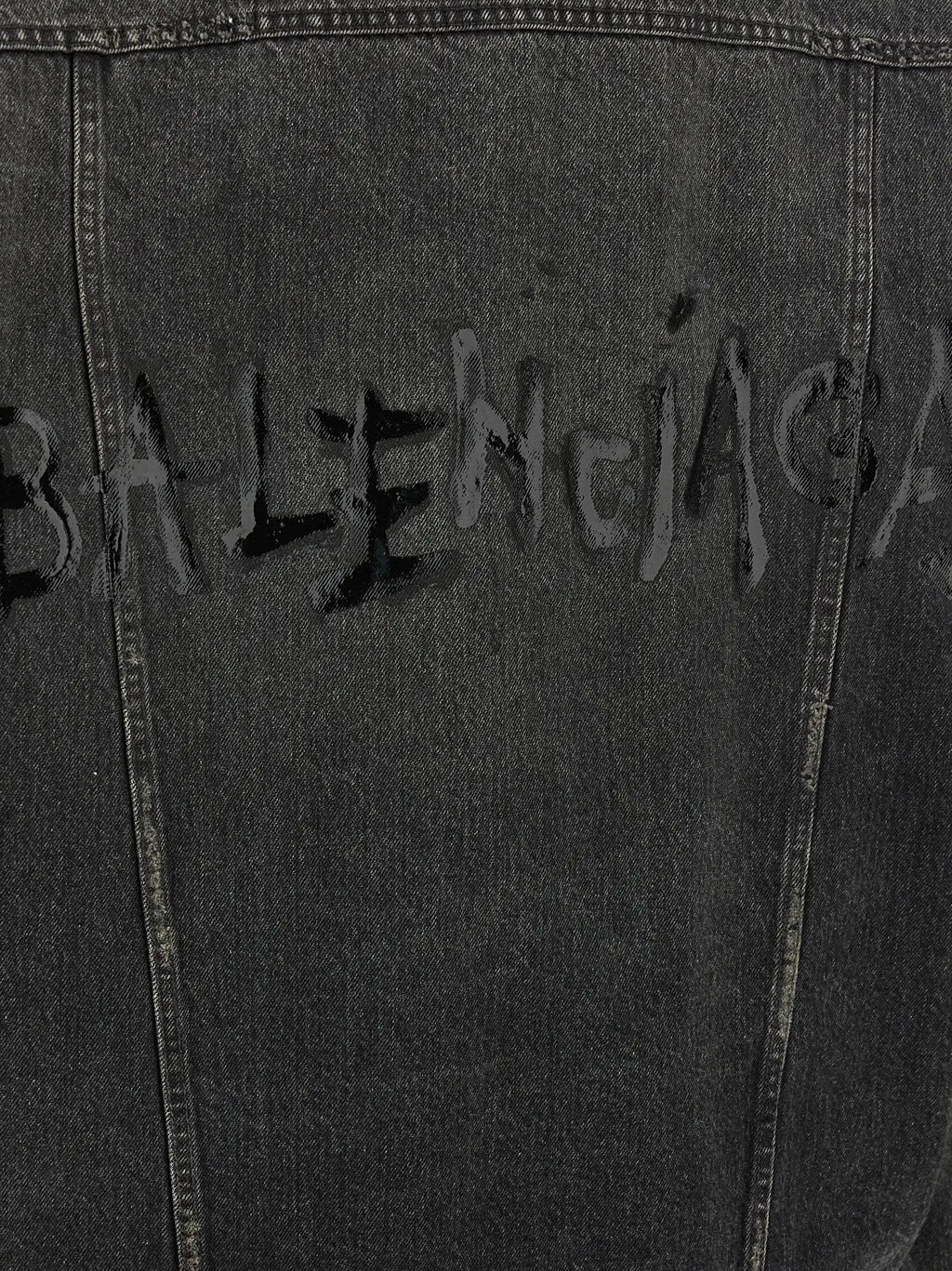 Veste en jean grise balenciaga en coton avec logo balenciaga en spray délavé sur le dos en denim noir