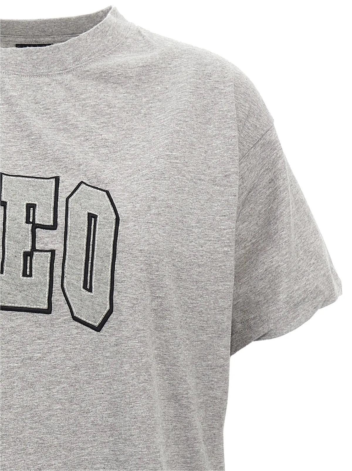 T shirt balenciaga en coton gris chiné avec lettrage eo noir contouré style universitaire