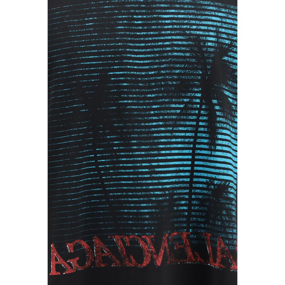 T-shirt noir en coton de Balenciaga, coupe classique avec logo discret sur la poitrine, vue de face.